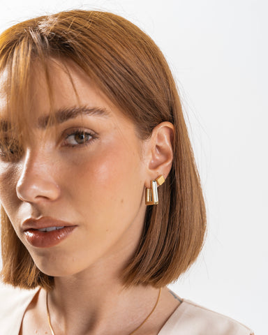 Brinco Mini Square Dourado Brinco Mini Square Dourado