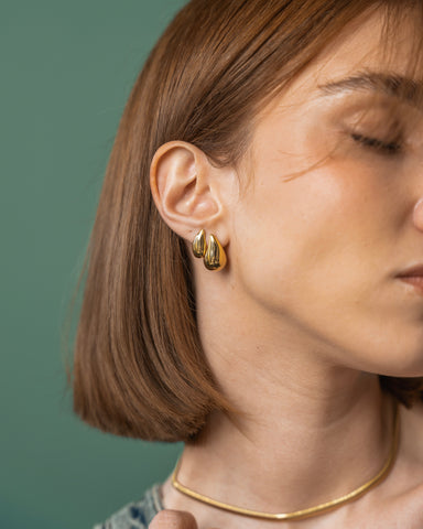 Brinco Gota G Dourado Brinco Gota G Dourado