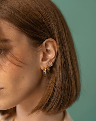 Brinco Heart Cravejado Dourado Brinco Heart Cravejado Dourado