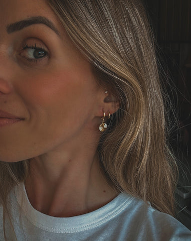 Brinco Argolinha Coin Dourado Brinco Argolinha Coin Dourado